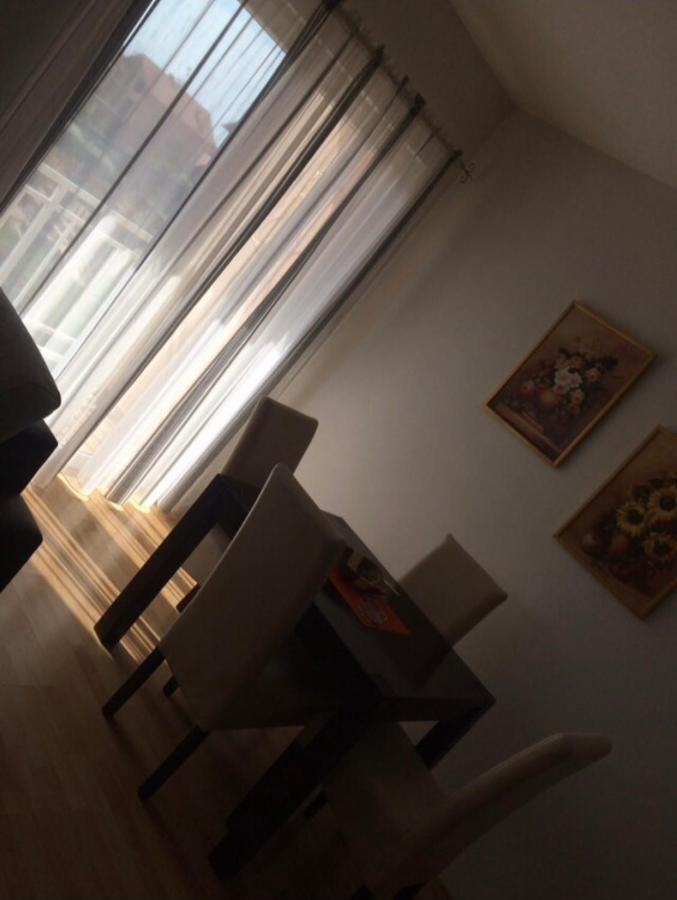 Apartman Nada บิเยลยินา ภายนอก รูปภาพ
