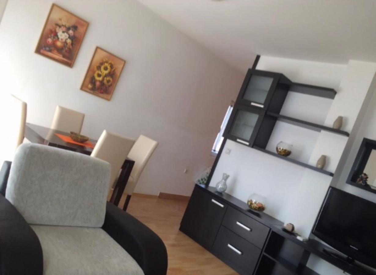 Apartman Nada บิเยลยินา ภายนอก รูปภาพ