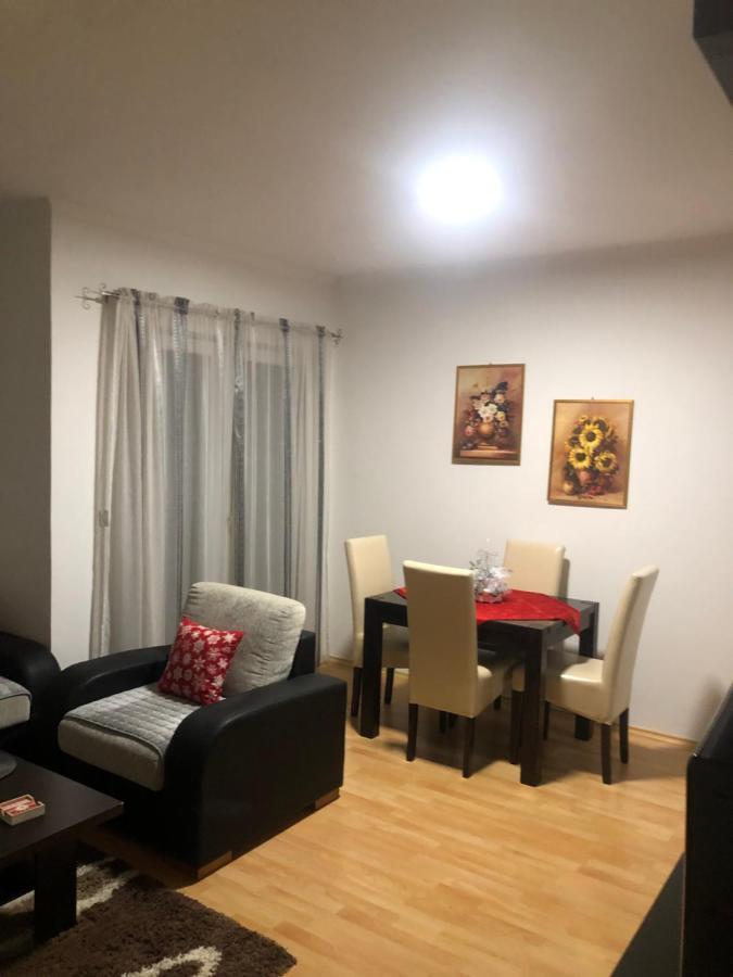 Apartman Nada บิเยลยินา ภายนอก รูปภาพ
